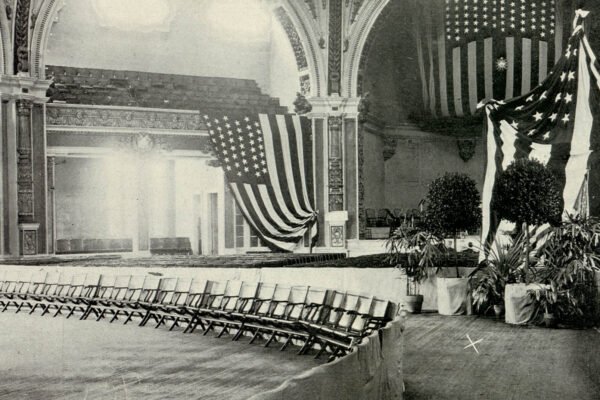 Czolgosz shooting McKinley with a revolver